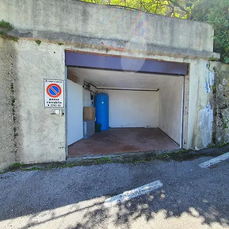 Camaiore Apartment *